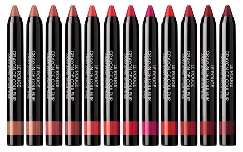 chanel le rouge crayon de couleur temptalia|Chanel longwear lip color.